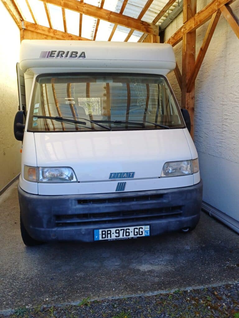 Camping-car intégral Eriba Fiat