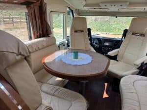 Camping-car intégral Carthago Chic S-Plus I 58 XL S Iveco