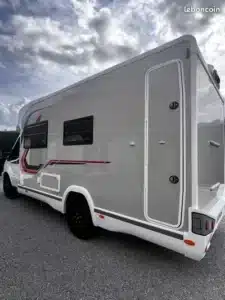 Camping-car profilé Challenger 260 Ford