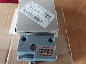 Module allumeur Dometic P-810 sur carton