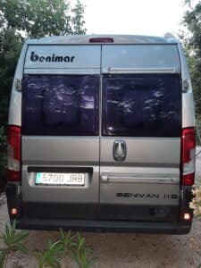 Arrière d’un camping-car Benimar Benivan 115