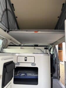 Van aménagé nugget plus Ford