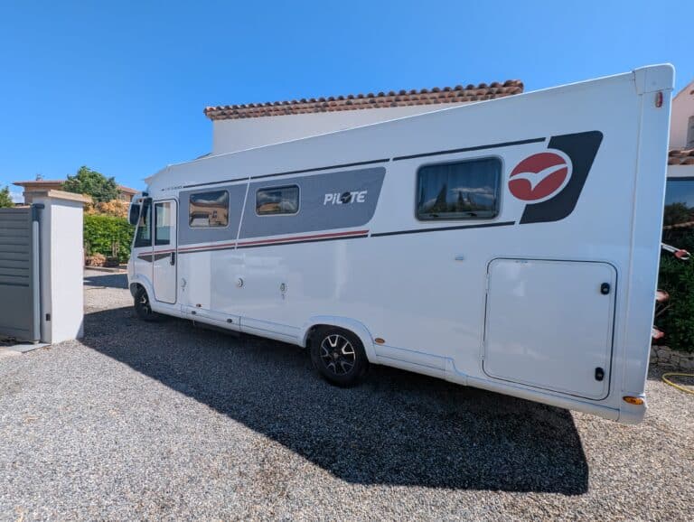 Camping-car intégral Pilote 740 evidence Fiat