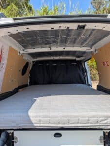 Fourgon aménagé Opel combo L2H1 Pack clim 1,5 diesel augmenté van kit amovible Opel