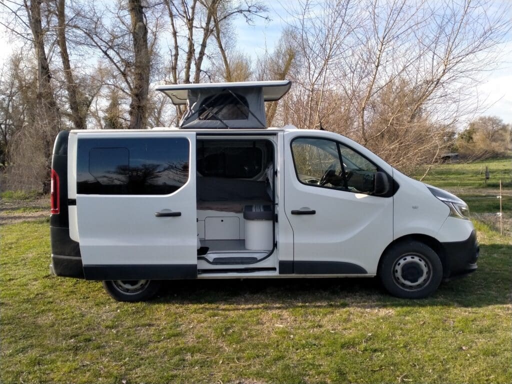 Van aménagé AMENAGEMENT VAN MANIA KIT NORD TRAFIC 3 Renault