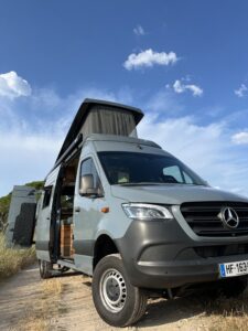 Fourgon aménagé URVAN SAS van Life France SPRINTER 4X4