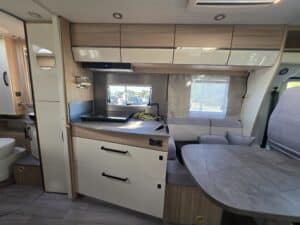 Camping-car profilé Fleurette Florium Baxter 64 LDF Fiat