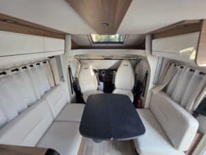 Camping-car profilé Pilote P746FGJ Evidence Citroën