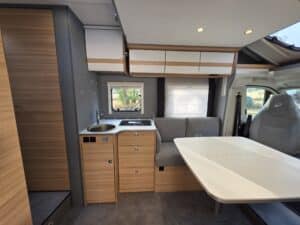 Camping-car profilé Dethleffs Just 90 T7052DBL Citroën