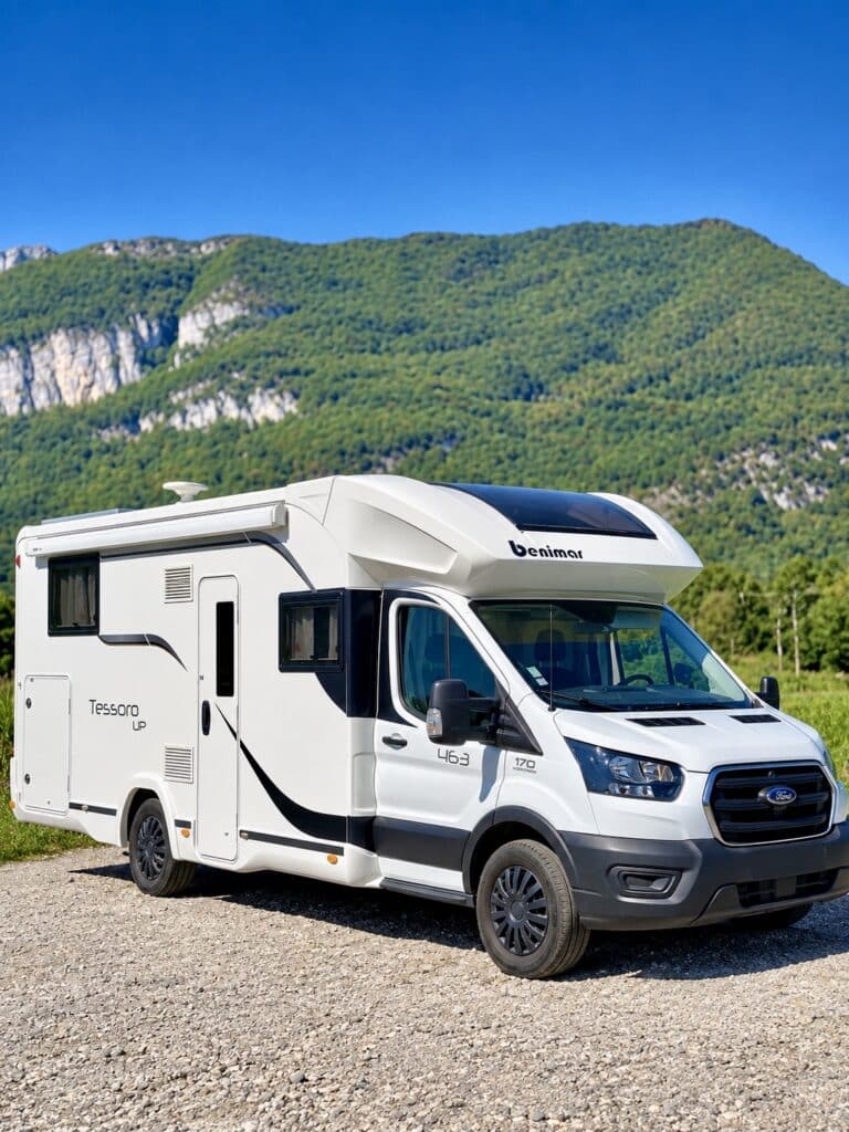 Camping-car profilé Benimar TESSORO 463 UP Ford
