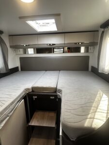 Camping-car profilé Benimar TESSORO 463 UP Ford