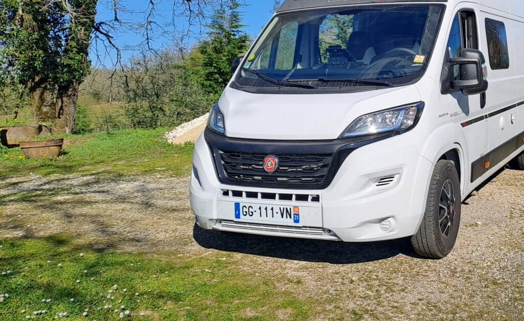 Fourgon aménagé Campérêve MAGELAN 7.42 Fiat