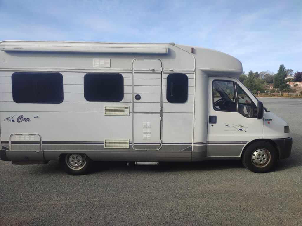 Camping-car profilé Eriba 580 ft Fiat