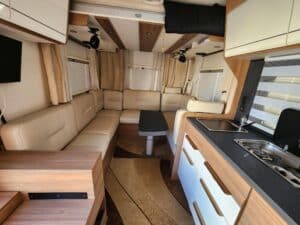 Camping-car profilé Pilote P696U évidence Fiat