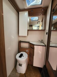 Camping-car profilé Pilote P696U évidence Fiat