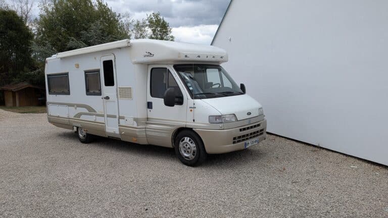 Camping-car profilé Laika Ducato 2.8itd Fiat