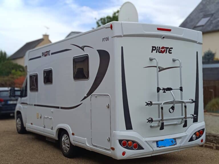 Camping-car profilé Pilote PILOTE 706 C ESSENTIEL Fiat