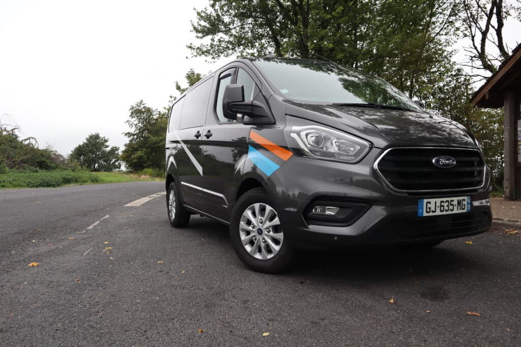 Van aménagé FORD Transit Custom Limited PHEV L1H1 Ford