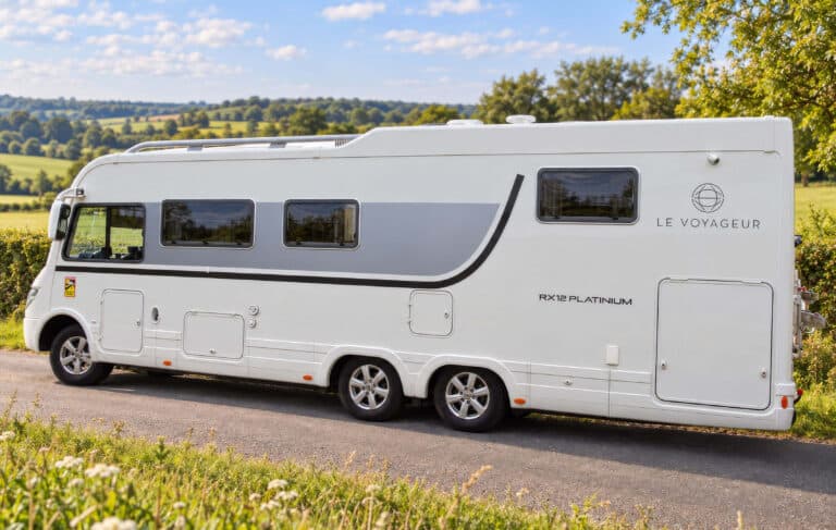 Camping-car intégral Le Voyageur le voyageur rx12 platinium Mercedes-Benz