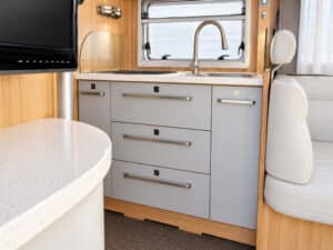 Camping-car intégral Le Voyageur le voyageur rx12 platinium Mercedes-Benz