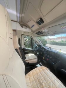Fourgon aménagé MC Louis Menfys Yerling Van3 140cv Fiat