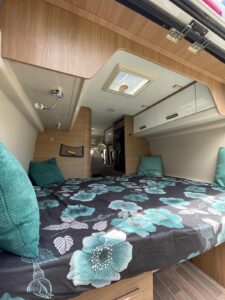 Fourgon aménagé MC Louis Menfys Yerling Van3 140cv Fiat