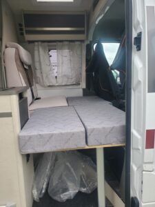 Fourgon aménagé Rimor 2,3 dci 145cv Renault