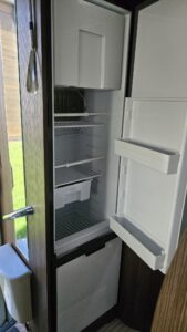 Camping-car profilé Benimar transit 155 Ford
