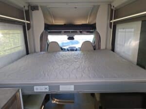 Camping-car profilé Chausson 640 titanium Ford