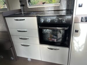 Camping-car profilé Bürstner Lyseo privilège TD644 Fiat