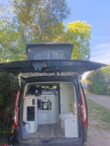 Van aménagé Westfalia Nugget + trail Ford