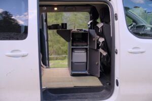 Van aménagé Free Road Traveller 4×4 Dangel Peugeot