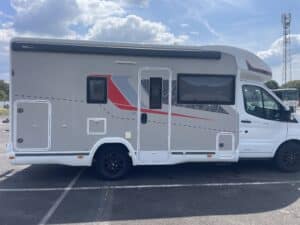 Camping car profilé Challenger 240 open prenium Ford