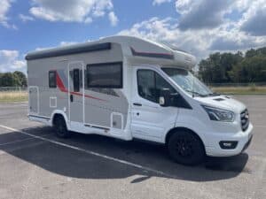 Camping car profilé Challenger 240 open prenium Ford