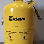 Réservoir GPL rechargeable jaune avec soupape.