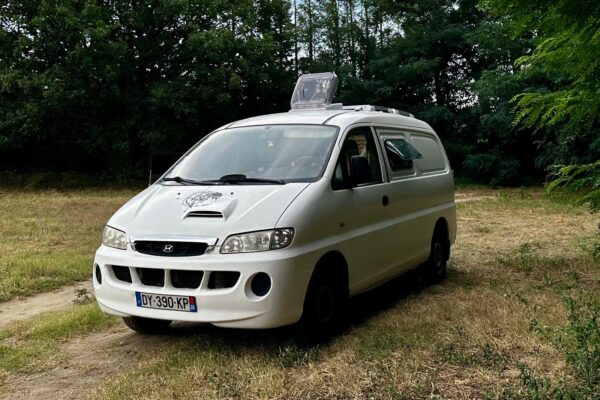 1TP239Weiße, ausgestattetenette für die Notfallmedizin